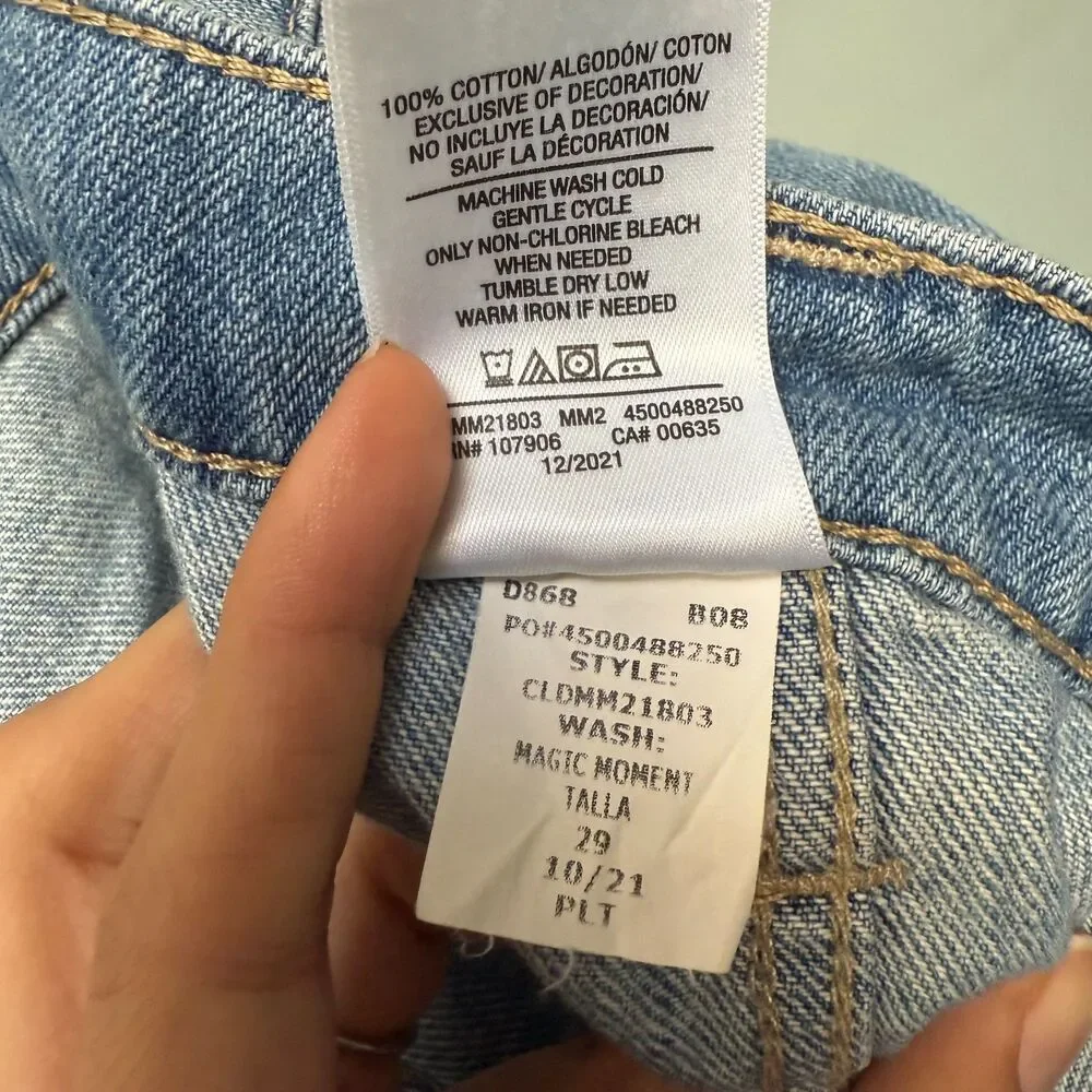 Hudson Jeans Midi Pencil Denim Skirt Light Wash Size 29 Button Front - Picture 6 of 10